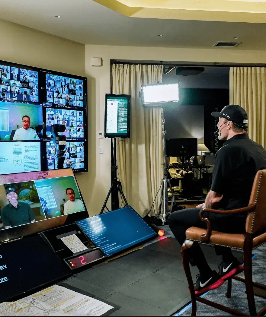 tric-tony-screens-studio-min
